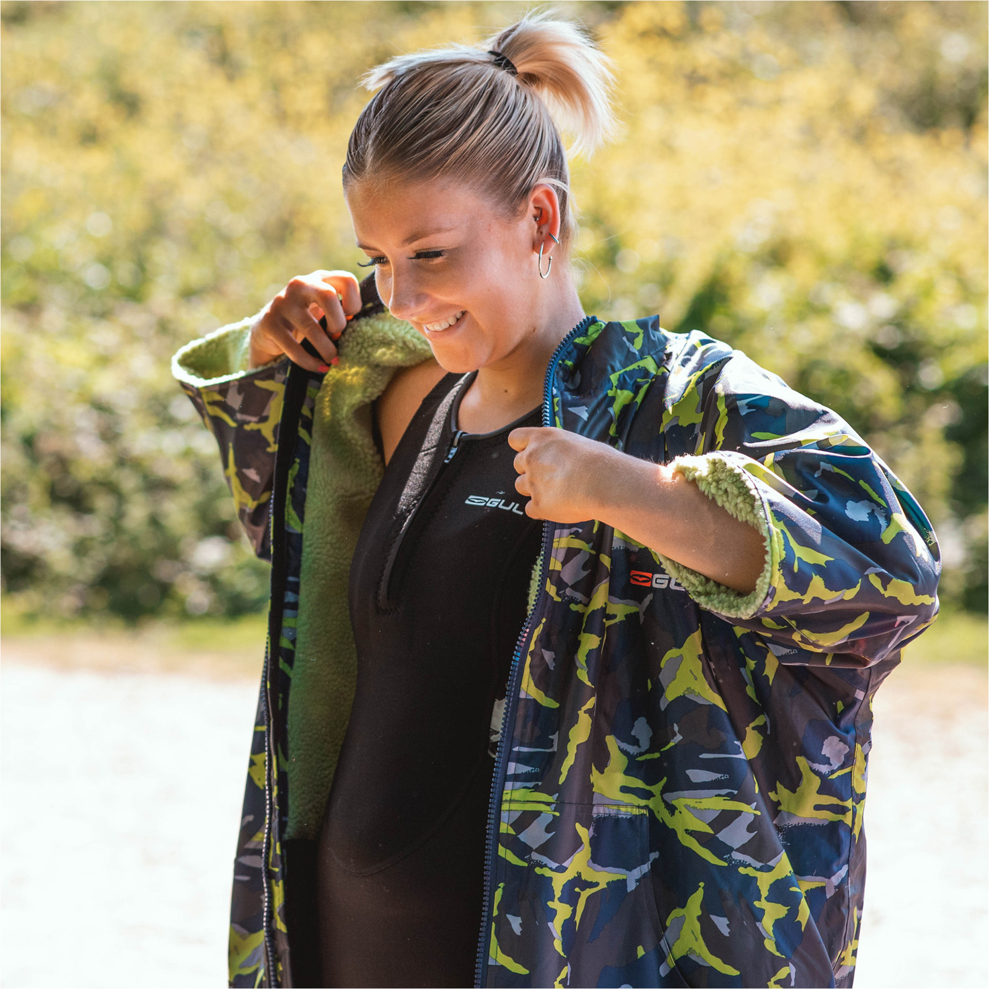 GUL Evorobe Hooded Changing Robe AC0128-B6 - Camo